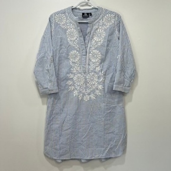 Madison Mathews Dresses & Skirts - Madison Matthews Dress XS $168 Seersucker Blue White Stripe Boho Embroidered